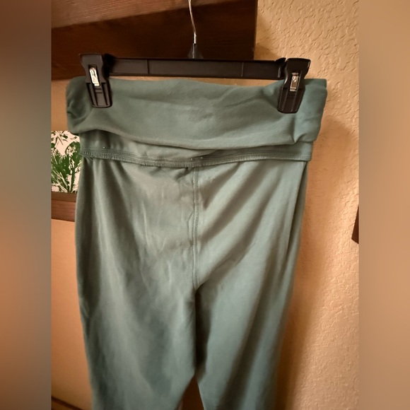 Free People Movement Aced it Flare Leggings, M, NWT - Picture 8 of 10